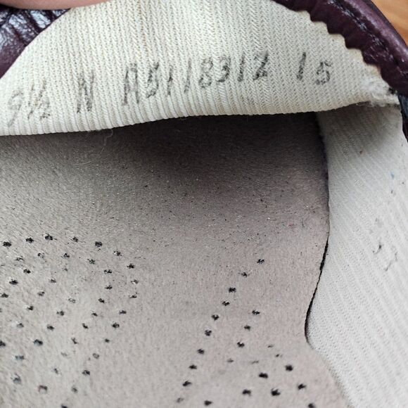 SAS Simplify Moc Toe Comfort Slip On Loafer Leather Burgundy Wine Women's 9.5 N - Picture 9 of 10